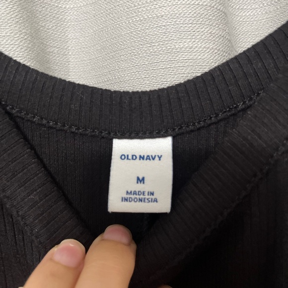 Flowy Black Ribbed Dress - Picture 3 of 4